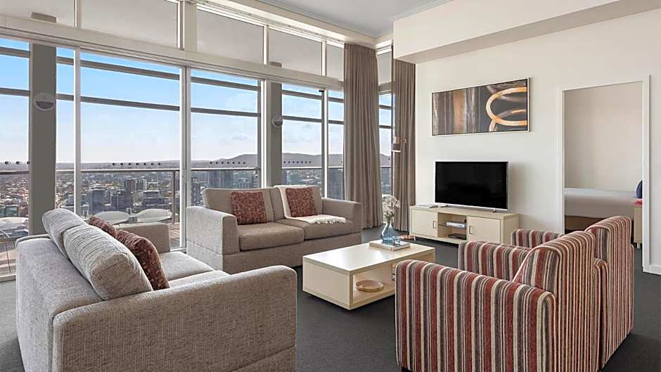 Oaks Brisbane Casino Tower Suites