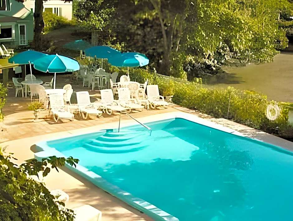 The Lodge on the Cove