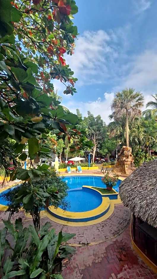 Hotel Bungalows y Cabañas Acuario