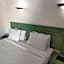 Green Leaves Hotel