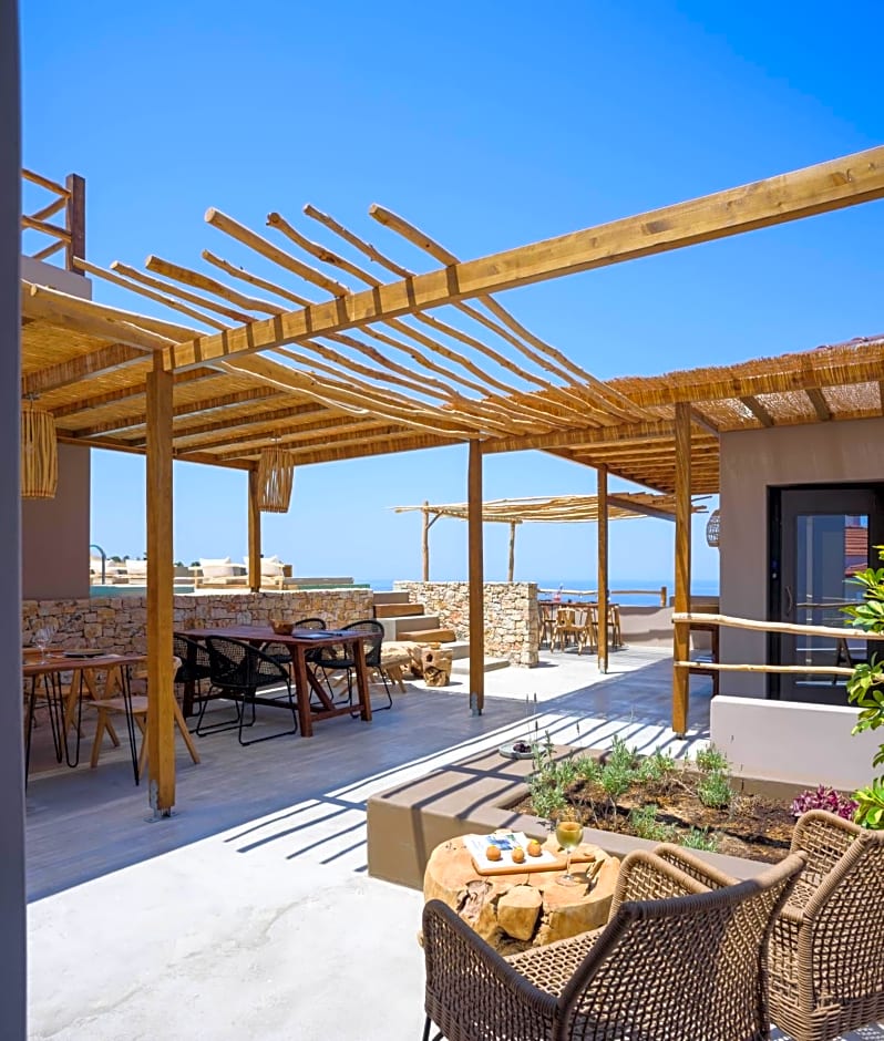 Aletri Swim Up Boutique Hotel