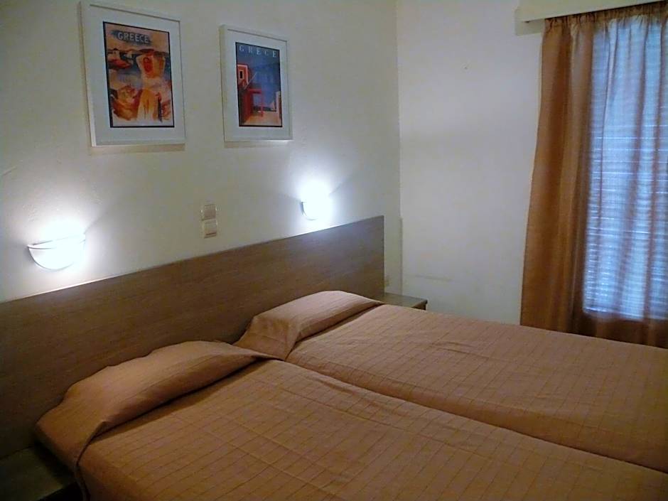 Photo 1 of 9 of 1 Double Bed or 2 Beds