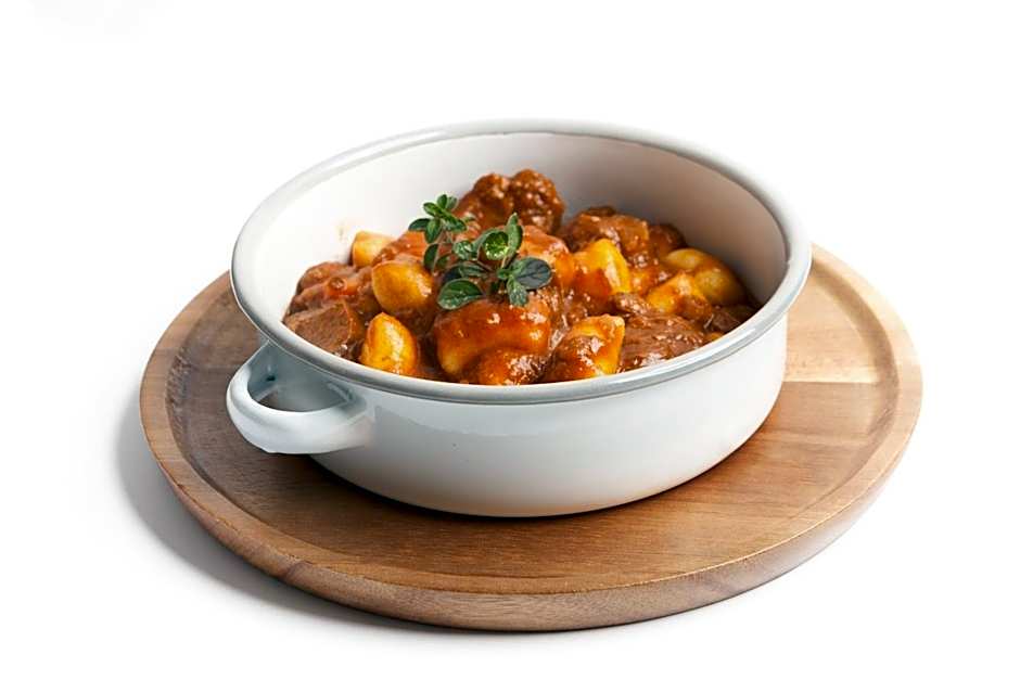 Lipa, Hotel & Bistro