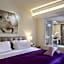 O Monot Luxury Boutique Hotel