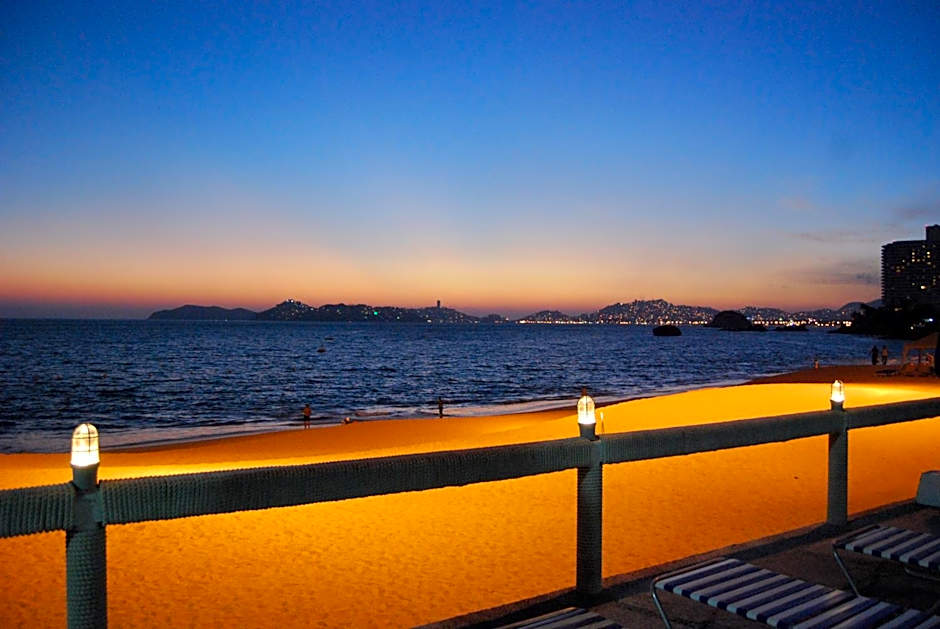 Hotel Acapulco Malibu