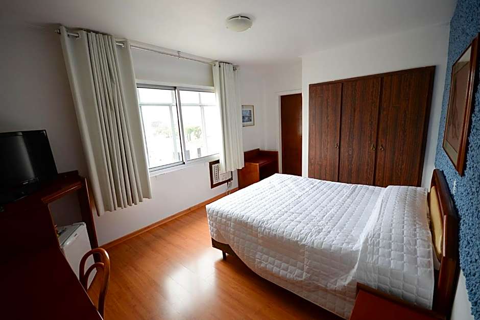 Caravelle Palace Hotel