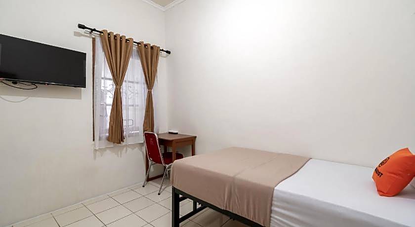 KoolKost Syariah @ Cempaka Putih