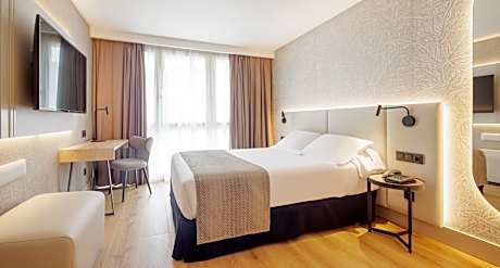 CORPORATE SINGLE ROOM