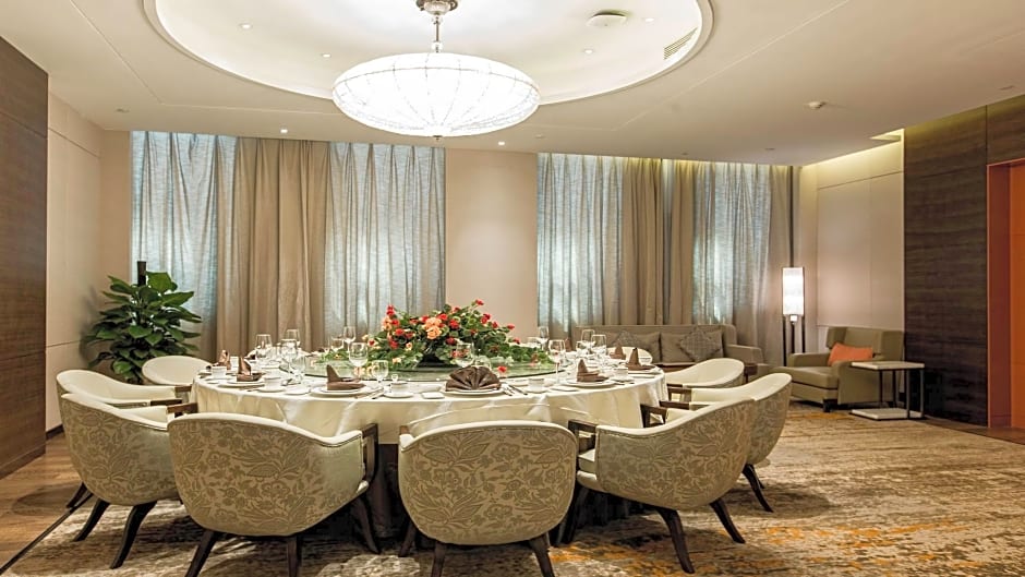 Holiday Inn Baoji Central By IHG