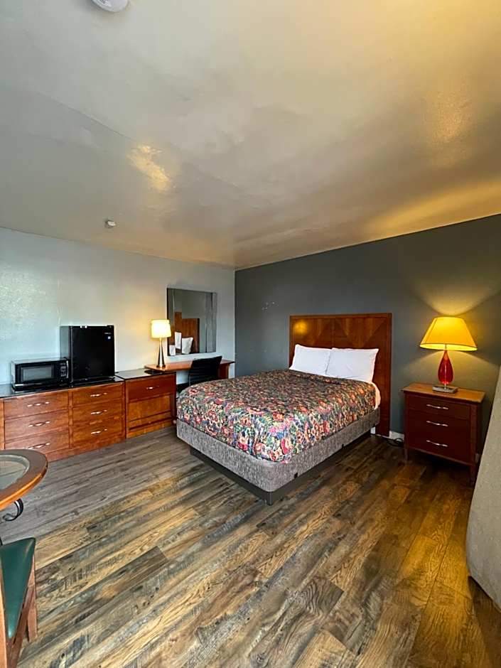 Sunny Sands Inn