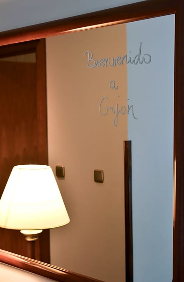 Hotel Zentral Gijón Rey Pelayo