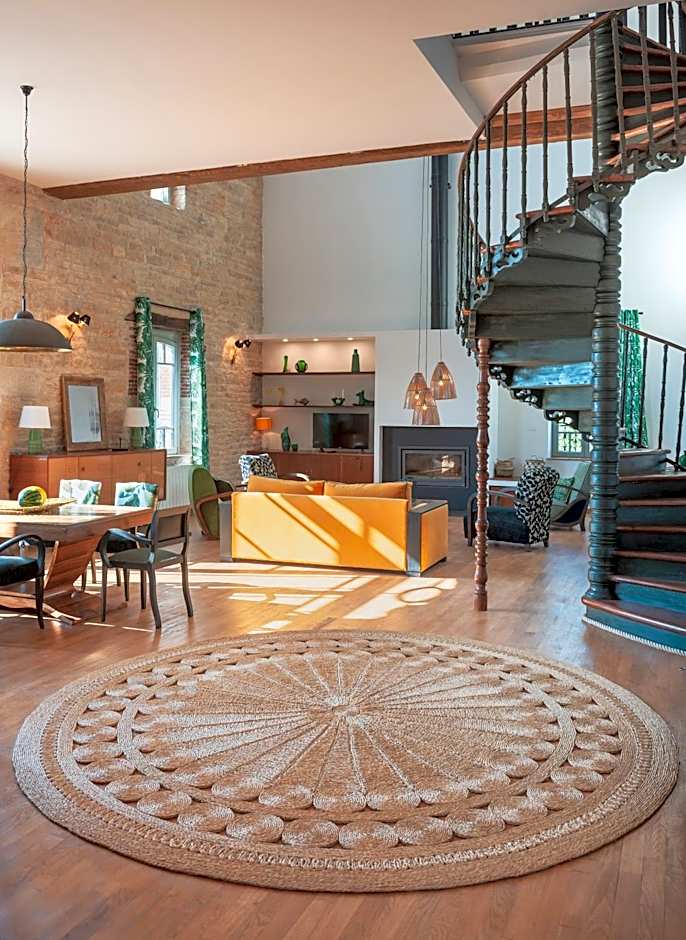 Chai du Chateau de Morteuil