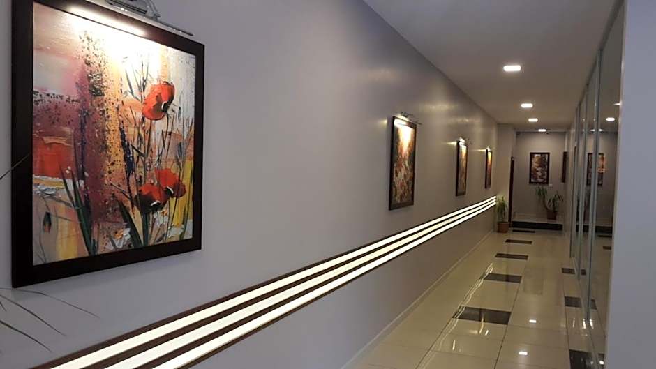 Hotel Almina Park