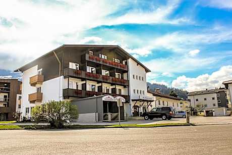 Hotel Alpenland