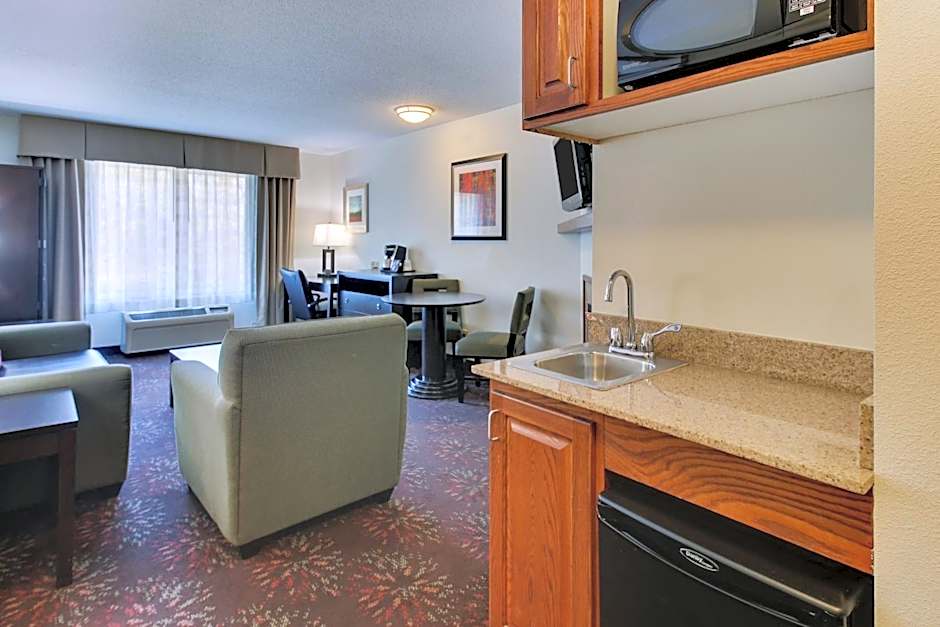 Holiday Inn Express Hotel & Suites Lancaster-Lititz By IHG