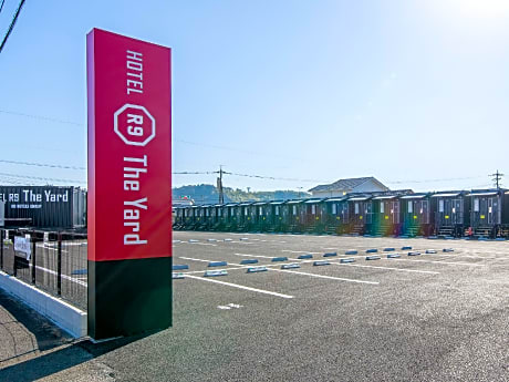 HOTEL R9 The Yard Isa