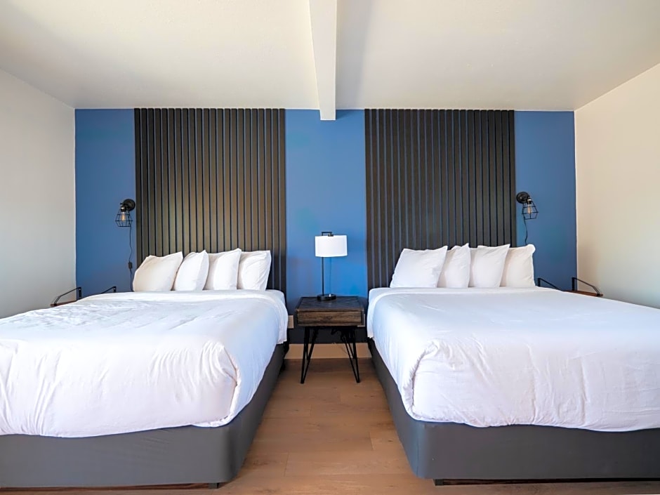 Balanced Rock Inn