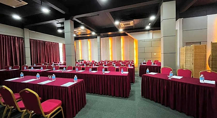 Paragon Lutong Hotel