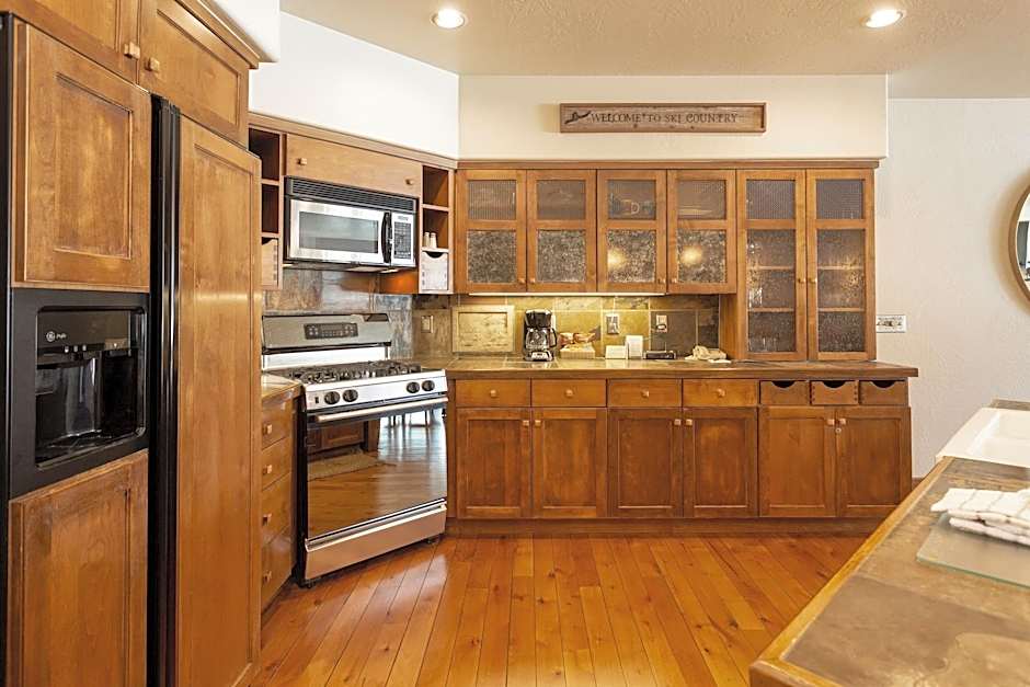 Lodges At Deer Valley