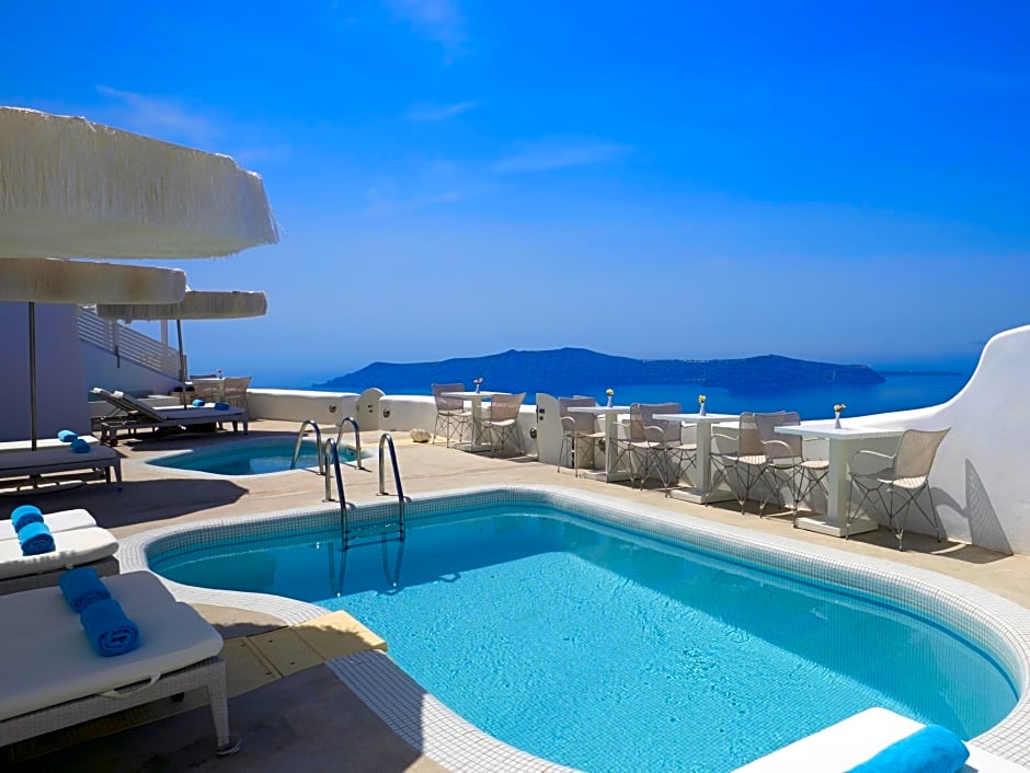 White Santorini Suites & Spa