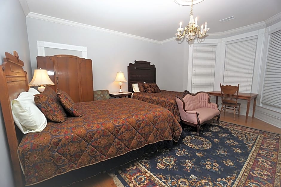 1895 Washington Hotel