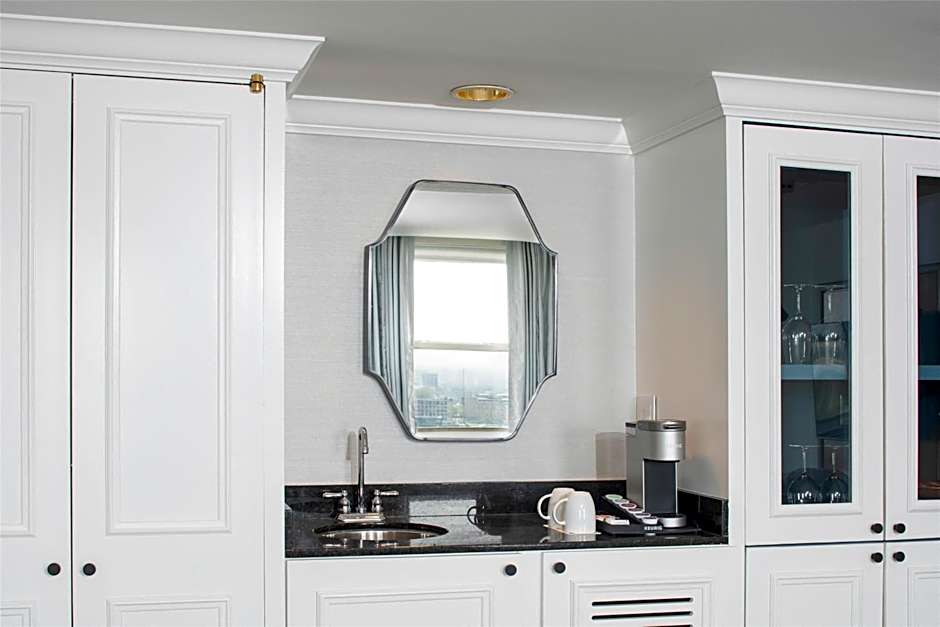 Hilton Milwaukee City Center