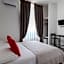 Naples Gateway Rooms