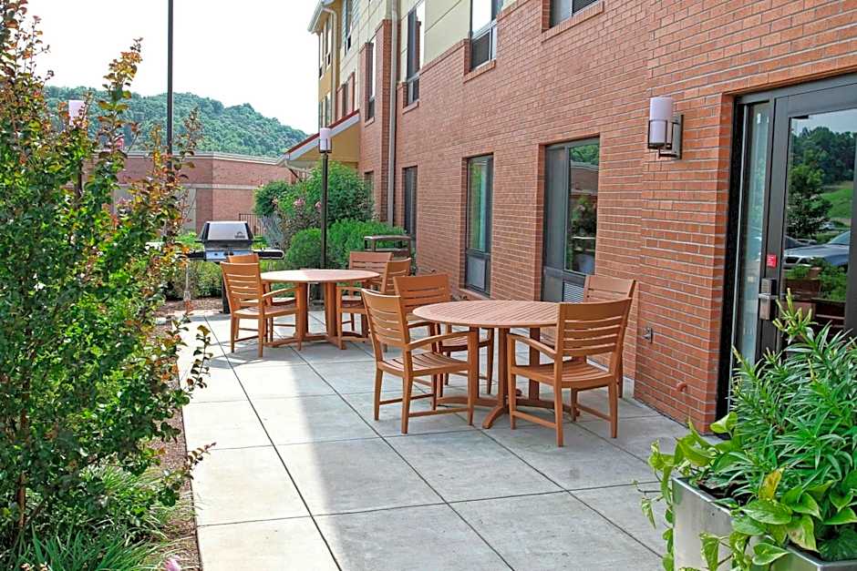 TownePlace Suites by Marriott Huntington