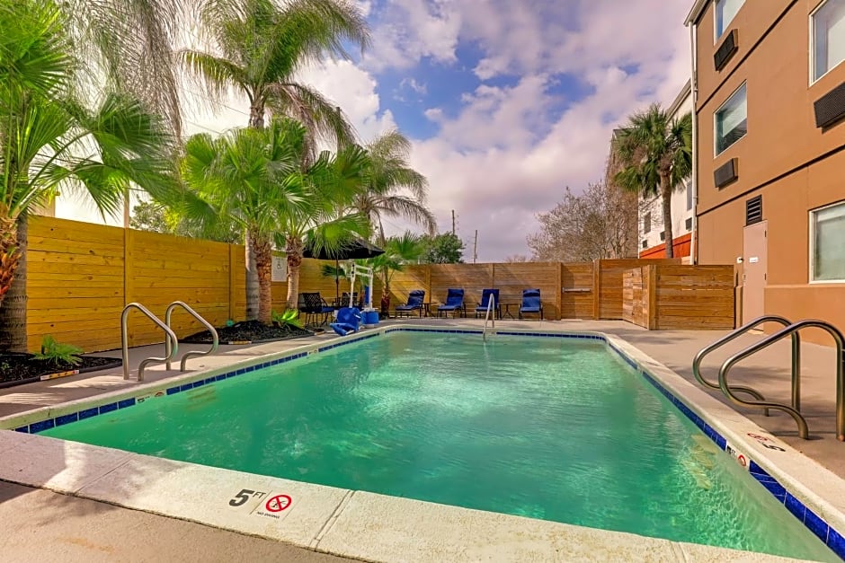 Holiday Inn Express Kenner - New Orleans Airport, an IHG Hotel