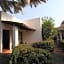 Villa Blanca Suites