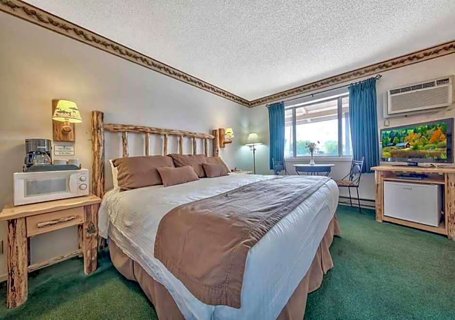 Walker River Lodge