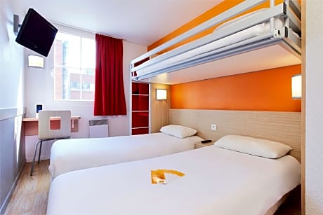 Triple Room - 3 Single Beds