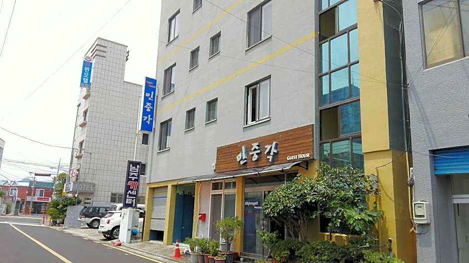 Minjoonggak Guesthouse