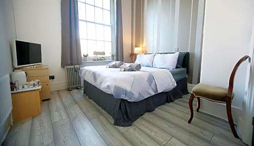 The Wellington Restaurant and Bar