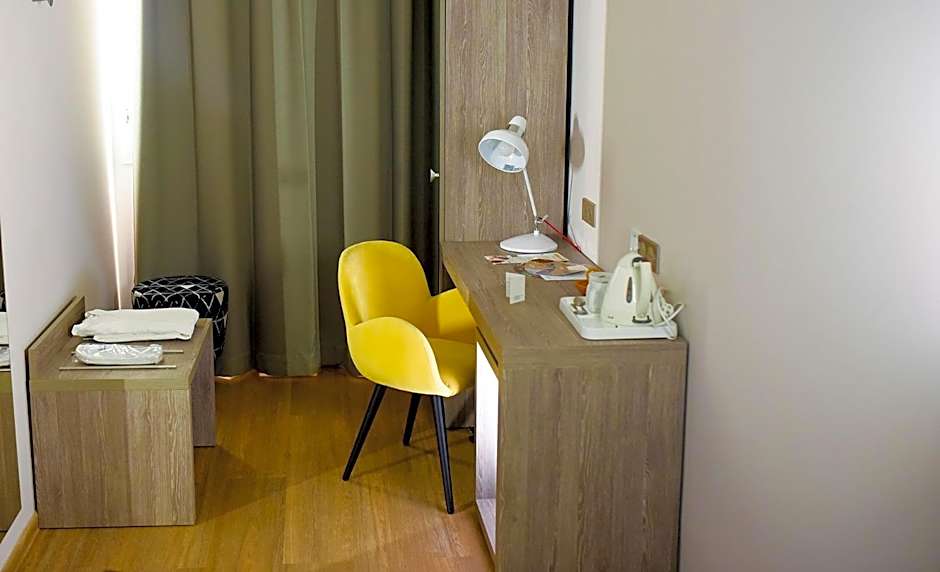 Le Louvre Hotel & Spa