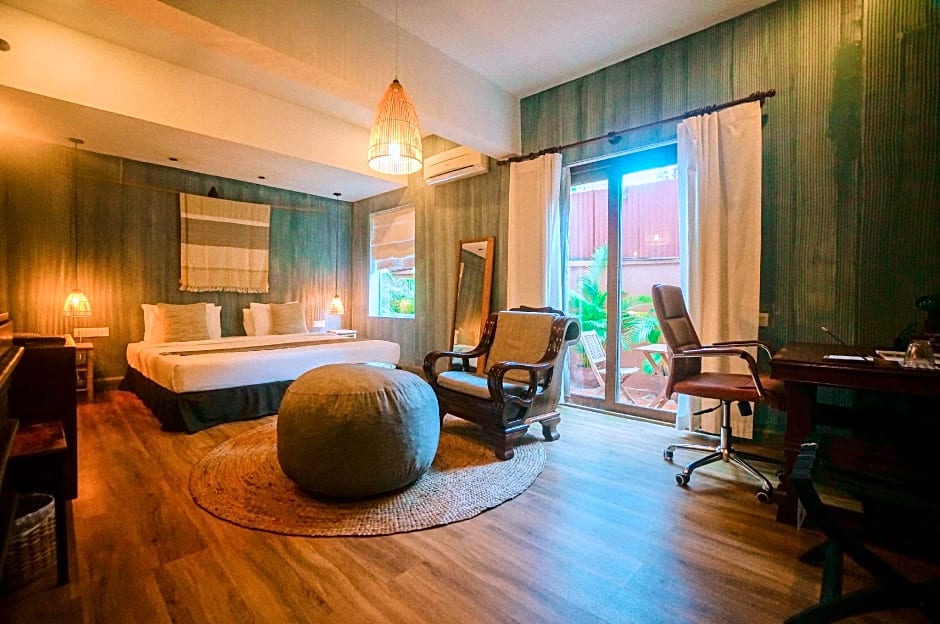Photo 1 of 8 of Deluxe 1 King Bed or 2 Beds
