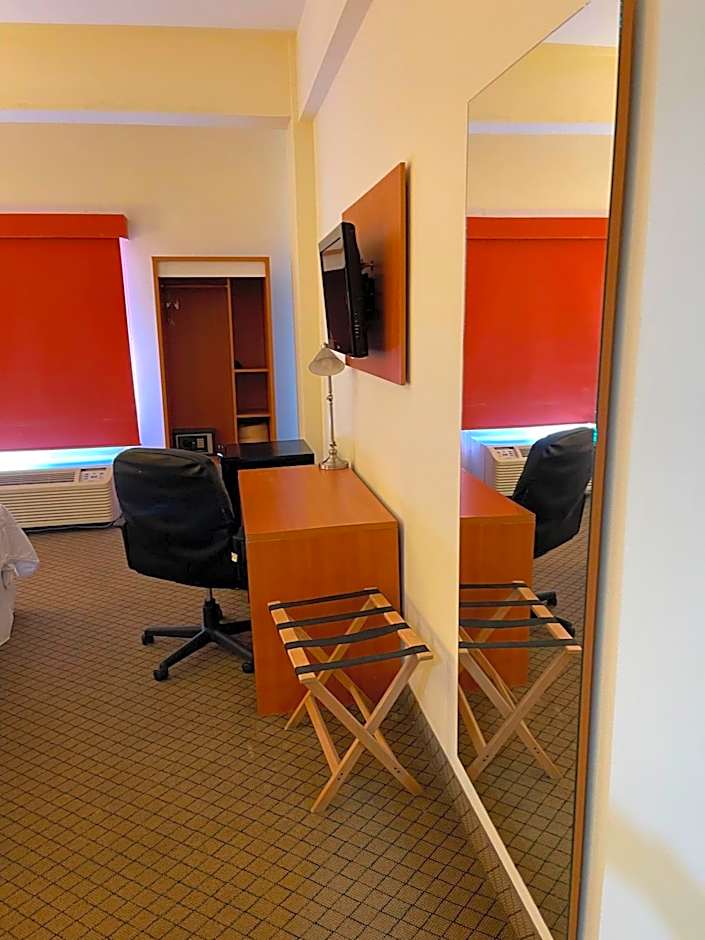 Los Herederos Hotel y Resto