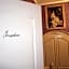 Pope's Suites