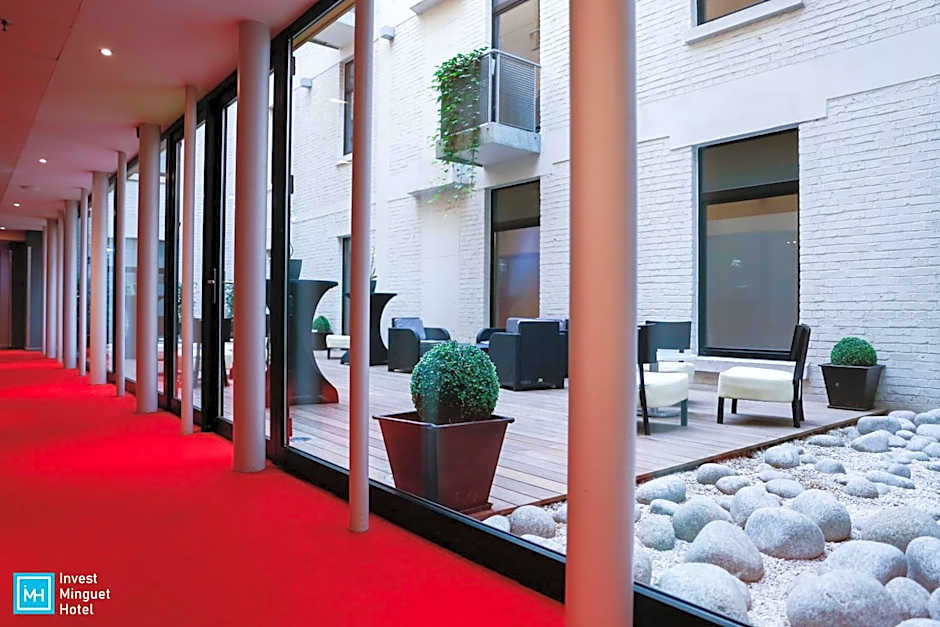 Hotel Husa De La Couronne
