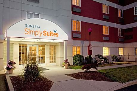 Sonesta Simply Suites Boston Braintree