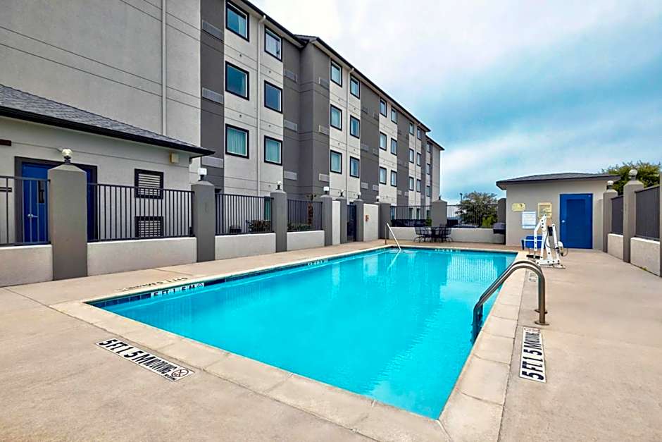 Motel 6-Marble Falls, TX