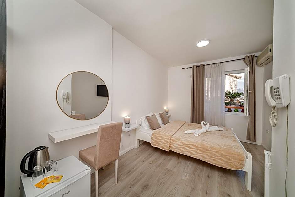Hotel Azzurro