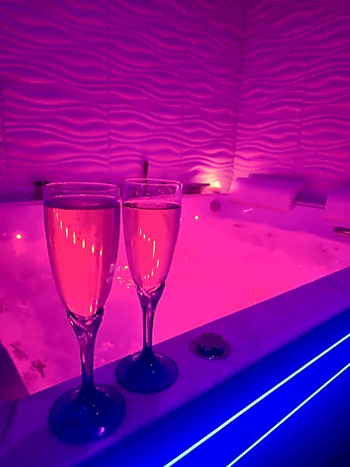 Maison équipée avec petit déjeuner gratuit - balnéo- sauna - siège massant et pièce secrète