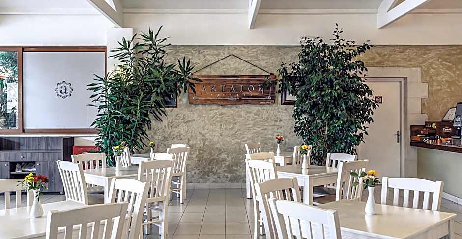 Althea Village - Family Hotel