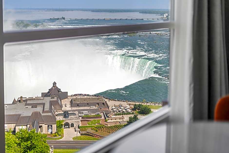 Tower Hotel at Fallsview