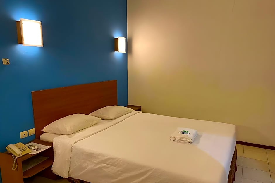 Hotel Lestari Near Lippo Plaza Mall Jember