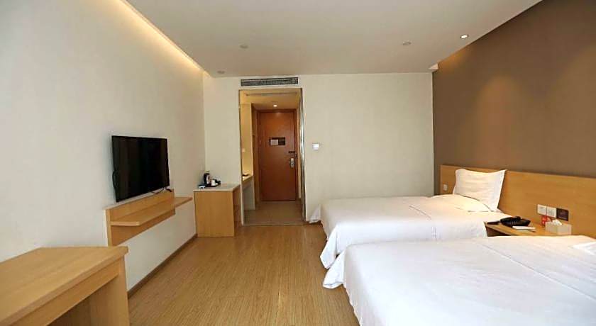 7 Days Premium Chongqing Longtou Temple North Railway Station Center