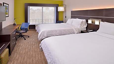 Standard Room with Two Queen Beds