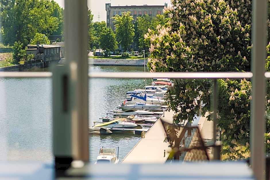 Hotel Almond Business & SPA