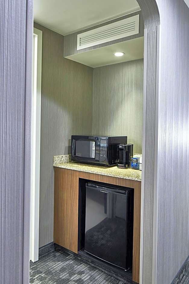 Courtyard by Marriott Albany Thruway